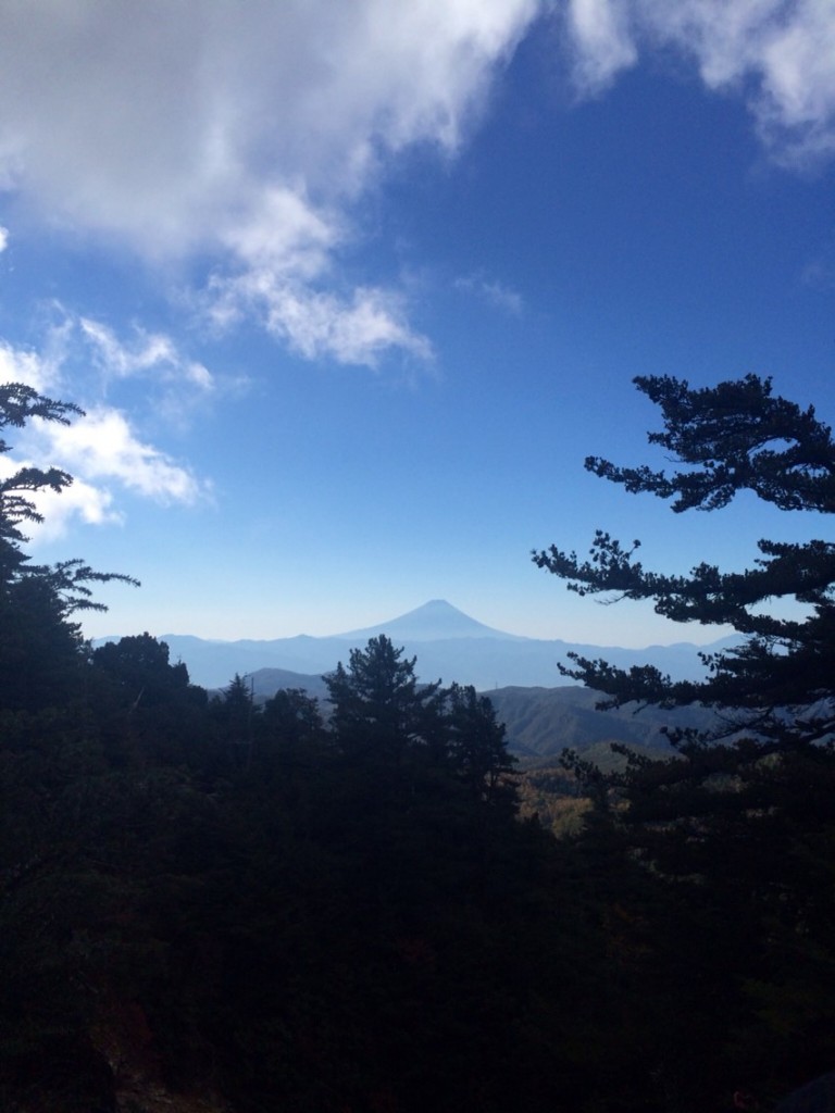 空の色と富士山が本当に美しかったです。